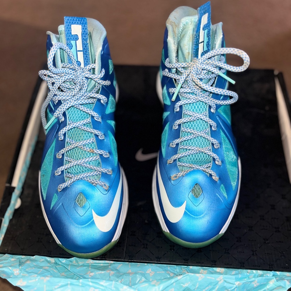 Lebron X+